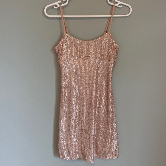 Altard State Sequin HoCo Mini Dress NWT - Picture 1 of 3